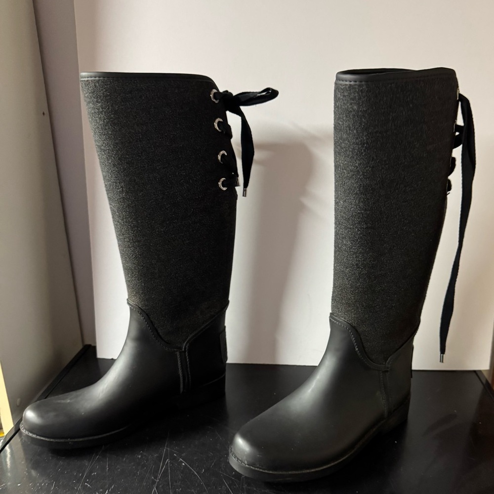 Stylish Black Women's Winter Boots